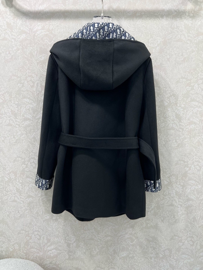 chr1st1an D10r outwear